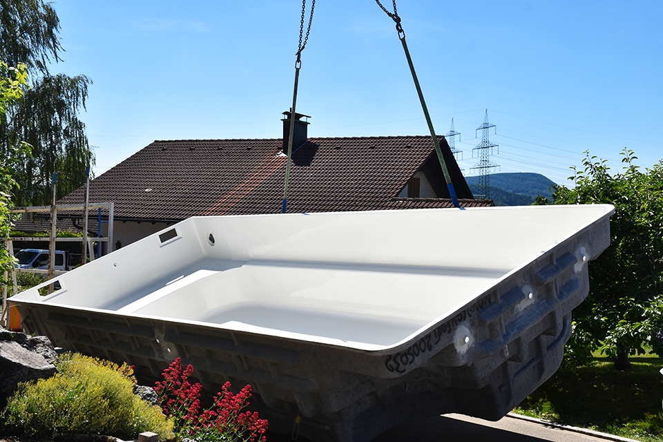 Poollieferung GFK-Wanne