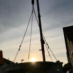 Sonnenuntergang mit Pool am Kran